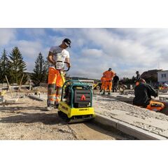  Glasfaserbau Rüttelplatten Ammann APR 22/40 Vibrationsplatte 12465801